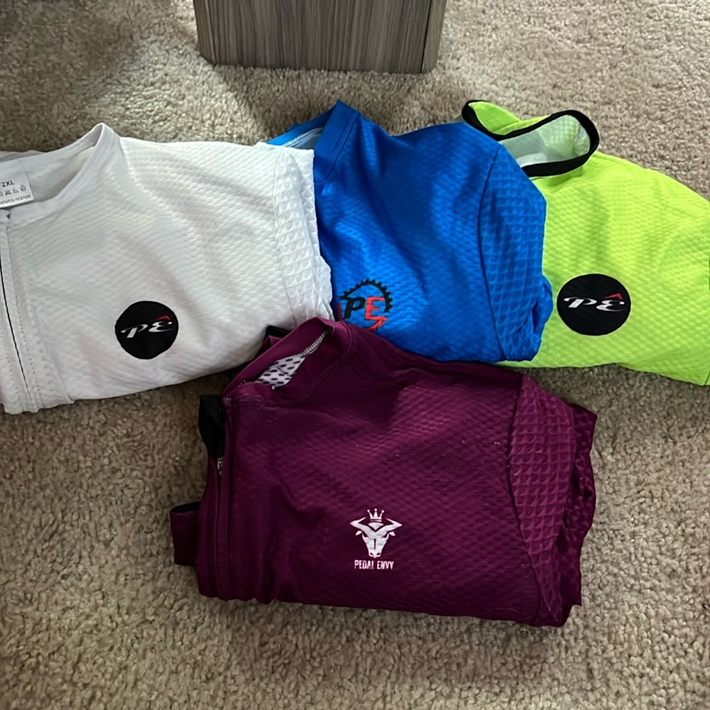 Pedal Envy/Tavros Bundle - 5 men’s cycling jerseys (see photos)